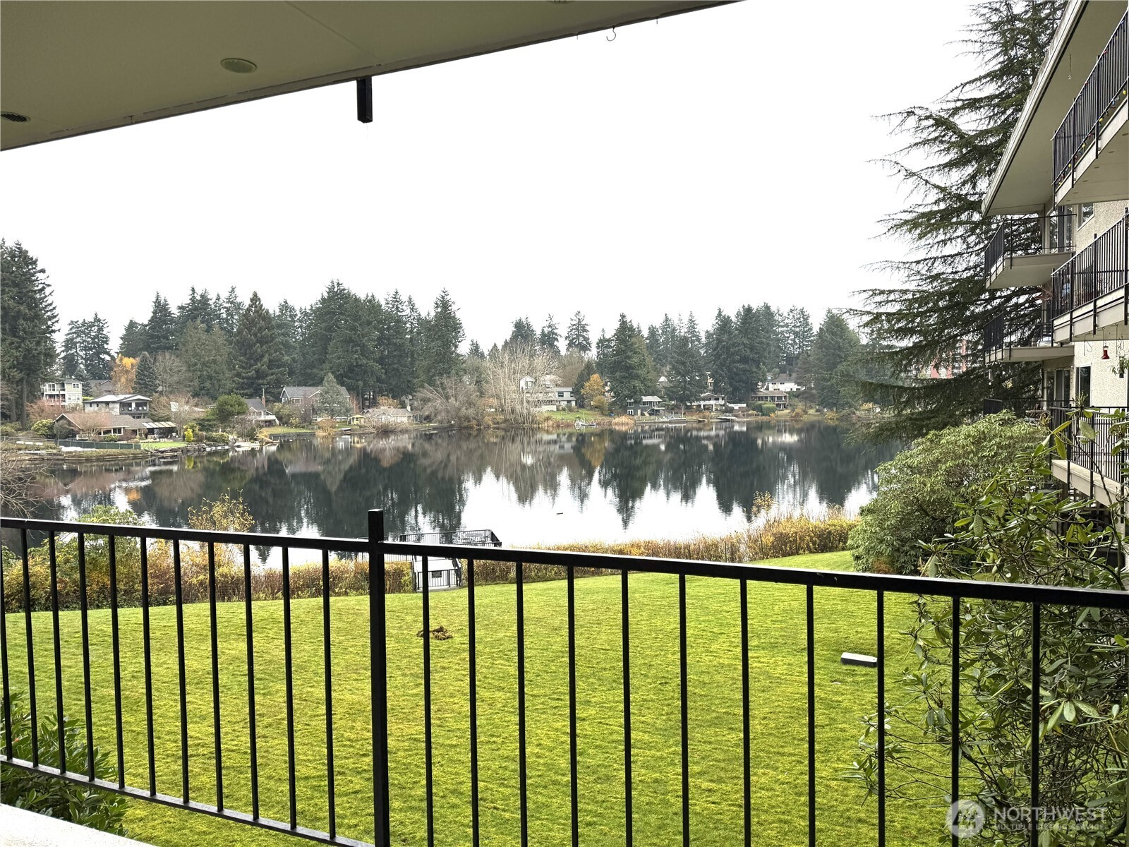 322 N 134th Street #203, Seattle, WA 98133-7441