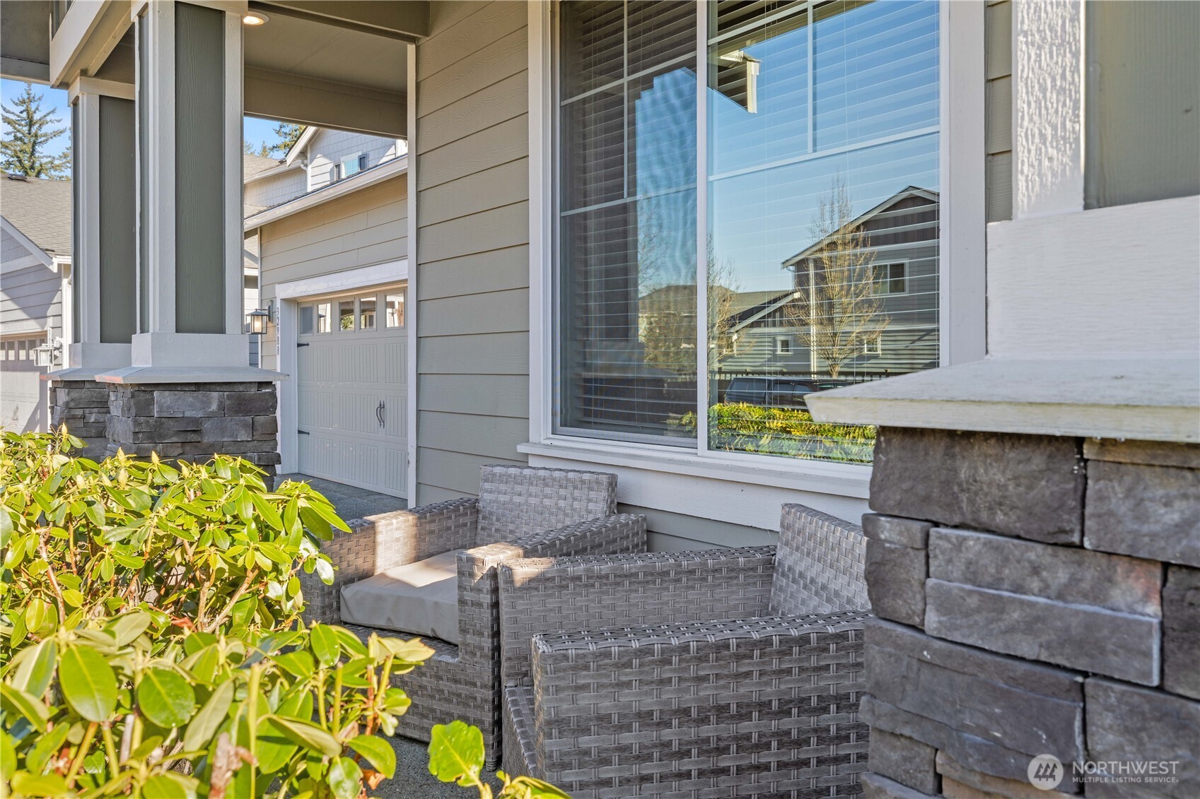 32988 SE Stevens Street , Black Diamond, WA 98010-5020