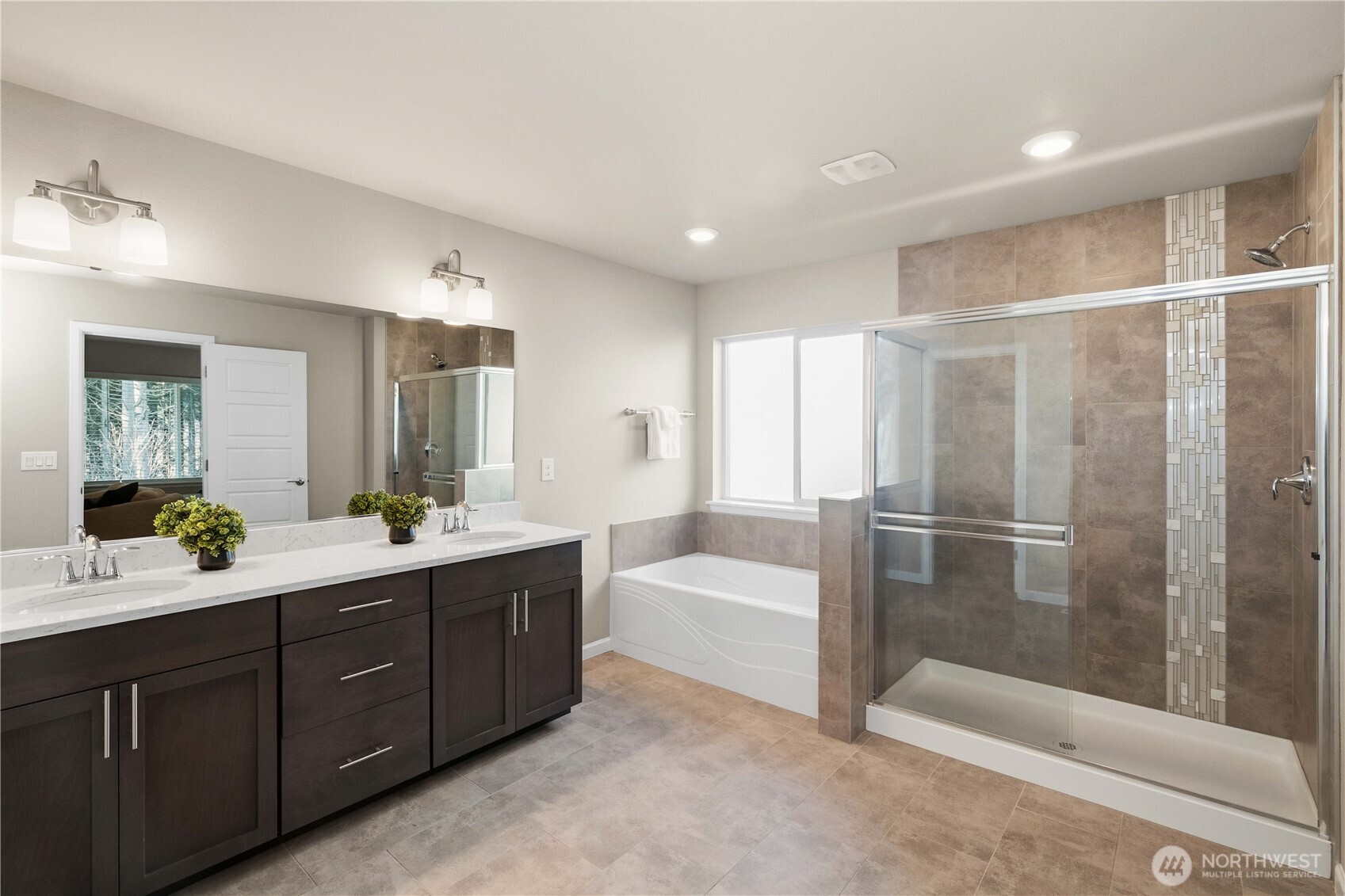 32988 SE Stevens Street , Black Diamond, WA 98010-5020