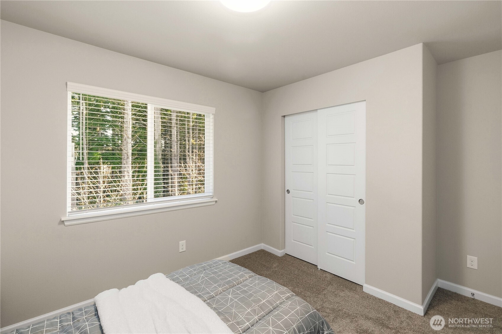 32988 SE Stevens Street , Black Diamond, WA 98010-5020