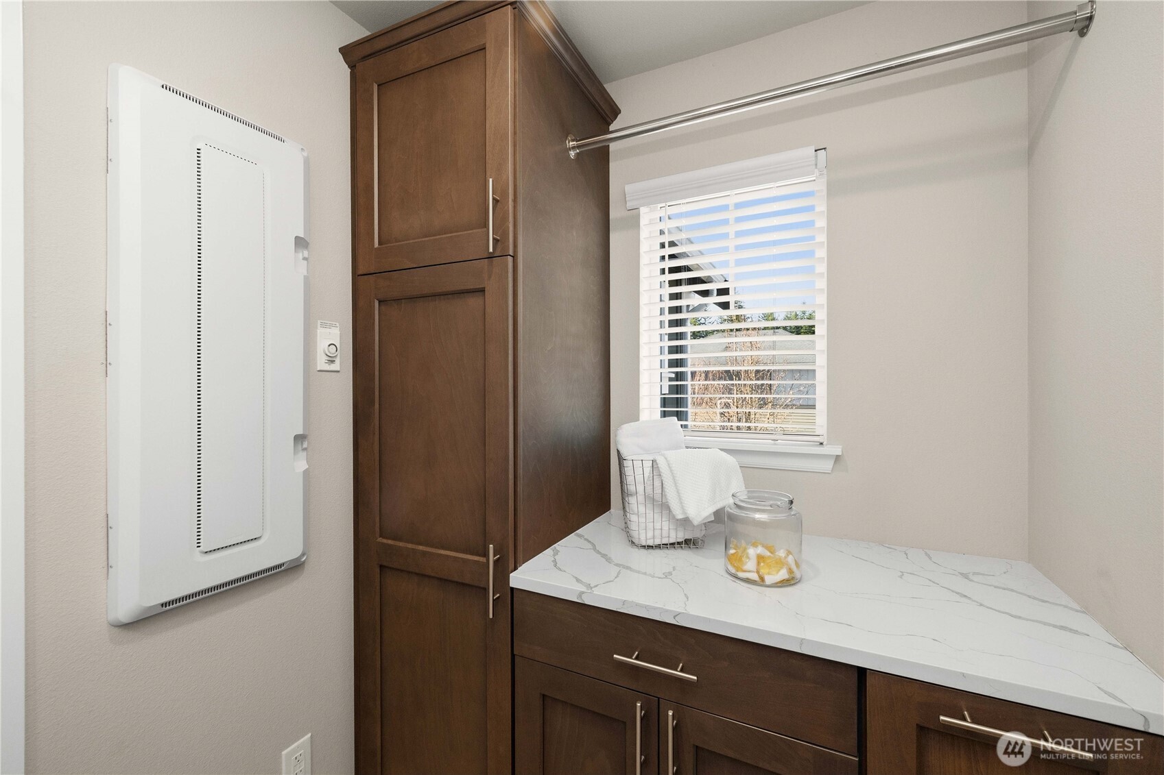 32988 SE Stevens Street , Black Diamond, WA 98010-5020