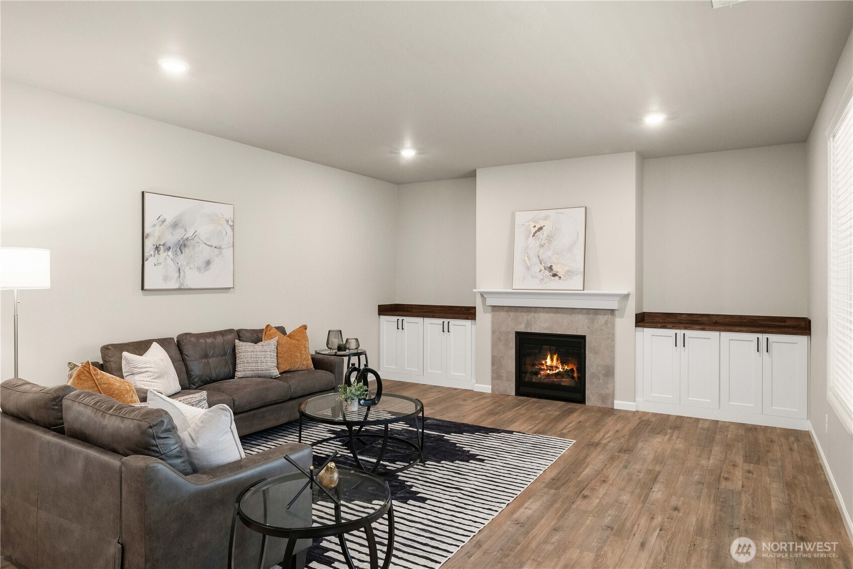 32988 SE Stevens Street , Black Diamond, WA 98010-5020