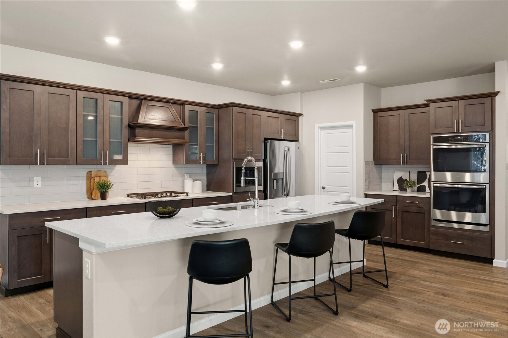 32988 SE Stevens Street , Black Diamond, WA 98010-5020