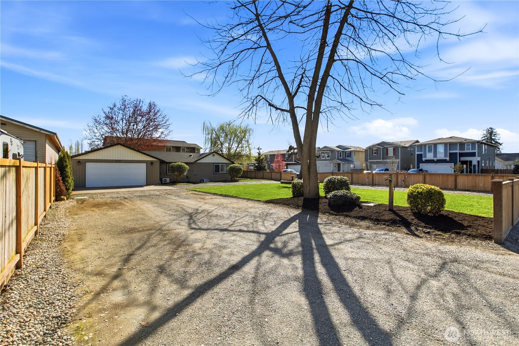 2618 16th Avenue NW, Puyallup, WA 98371