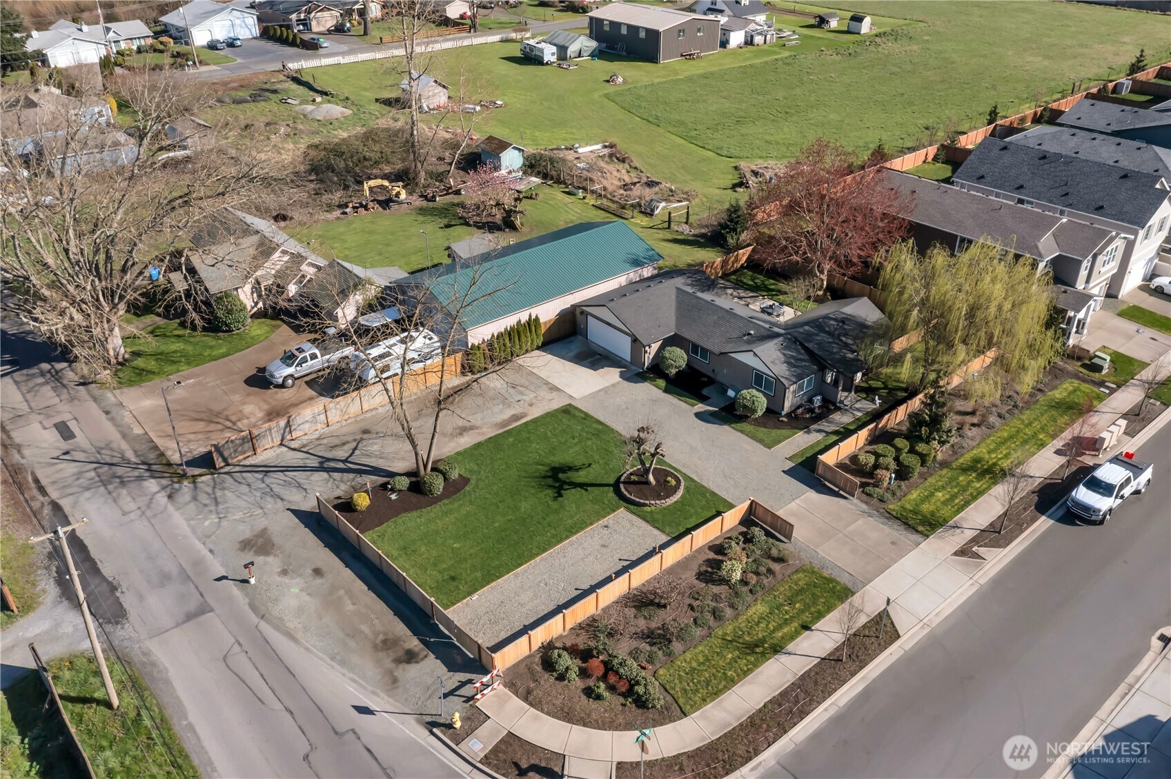 2618 16th Avenue NW, Puyallup, WA 98371