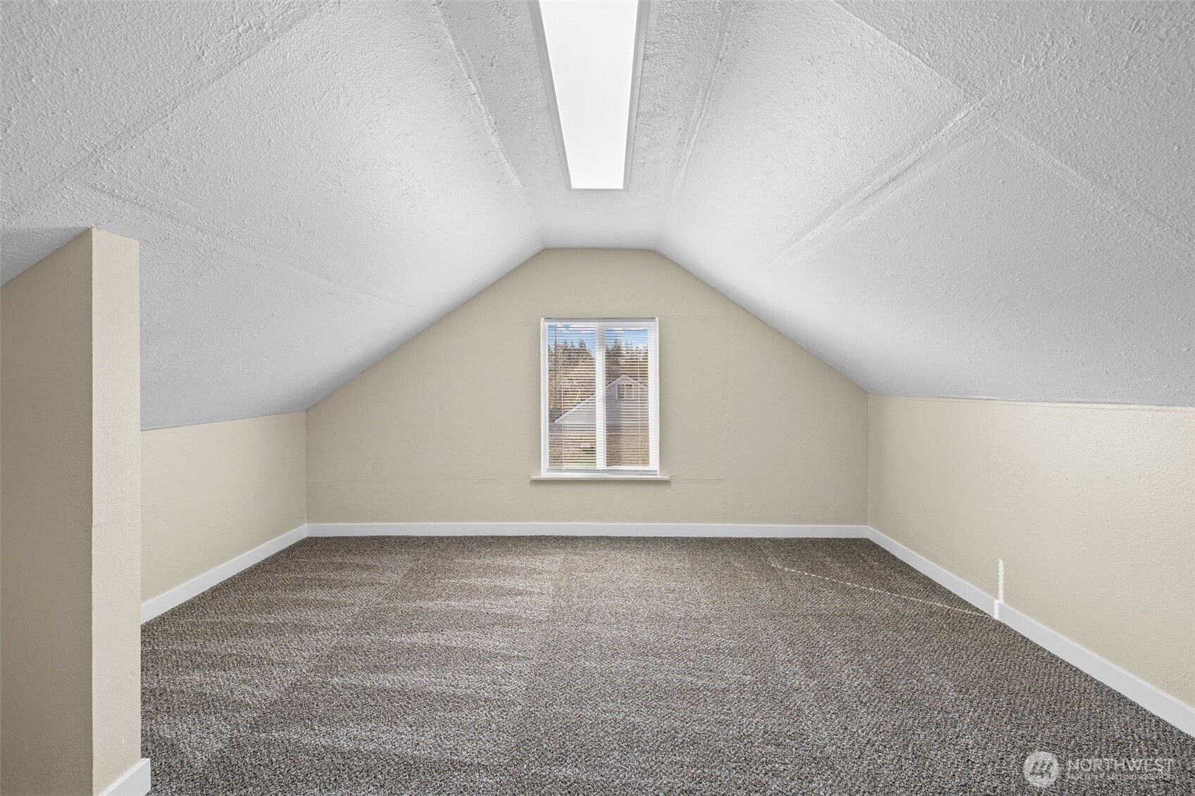 4323 S Lawrence Street , Tacoma, WA 98409