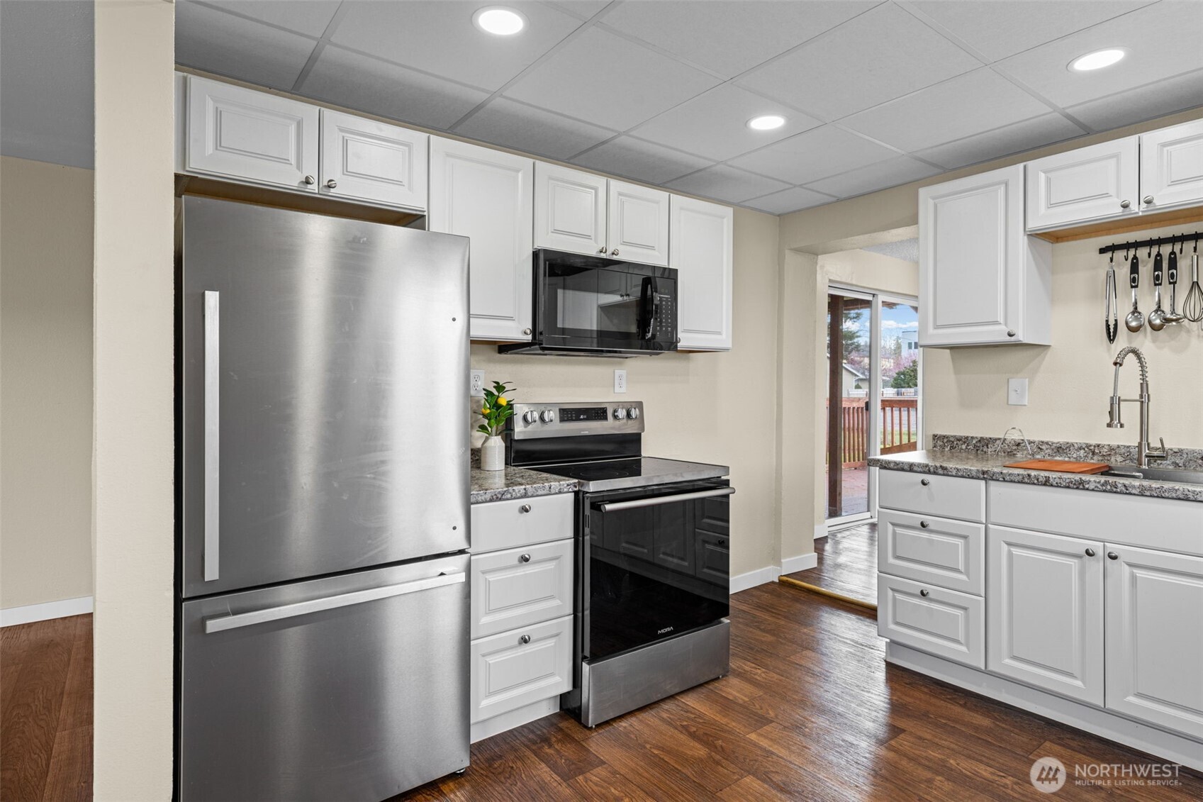 4323 S Lawrence Street , Tacoma, WA 98409