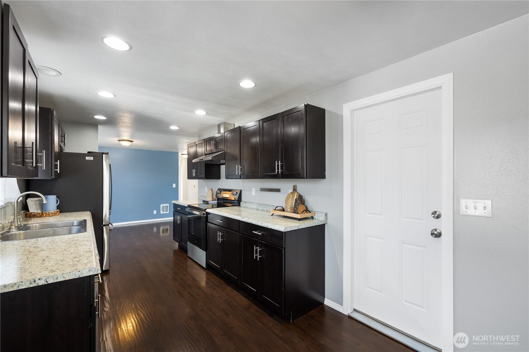 3301 S. 70th St. , Tacoma, WA 98409