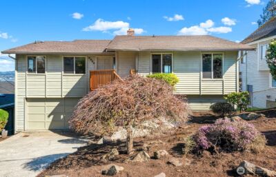 9928 64th Avenue S, Seattle, WA 98118 - Photo 1