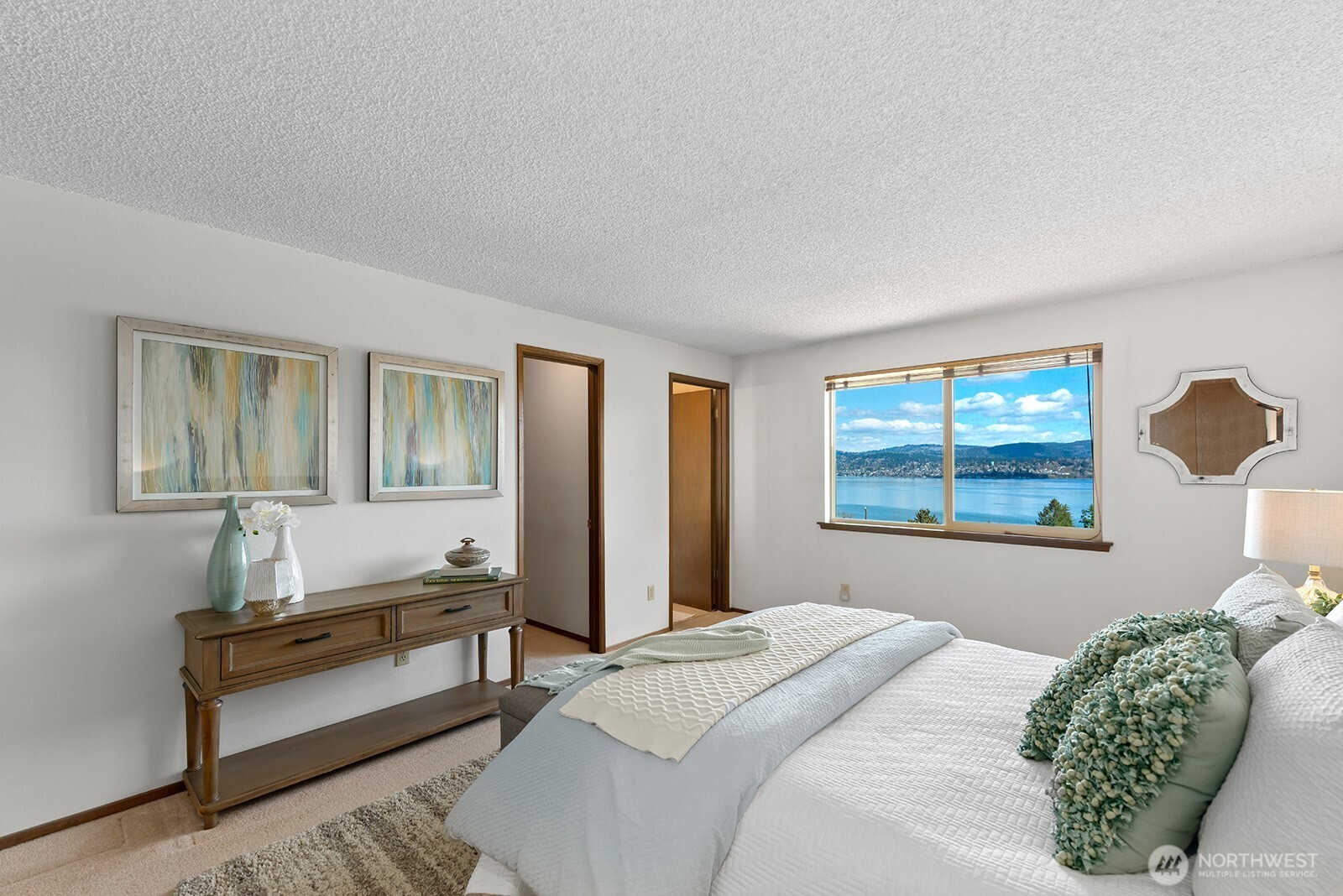 9928 64th Avenue S, Seattle, WA 98118