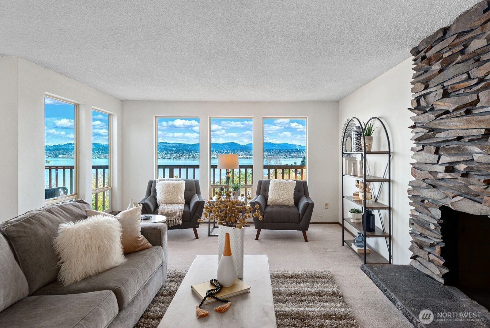 9928 64th Avenue S, Seattle, WA 98118