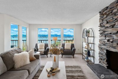 9928 64th Avenue S, Seattle, WA 98118 - Photo 4