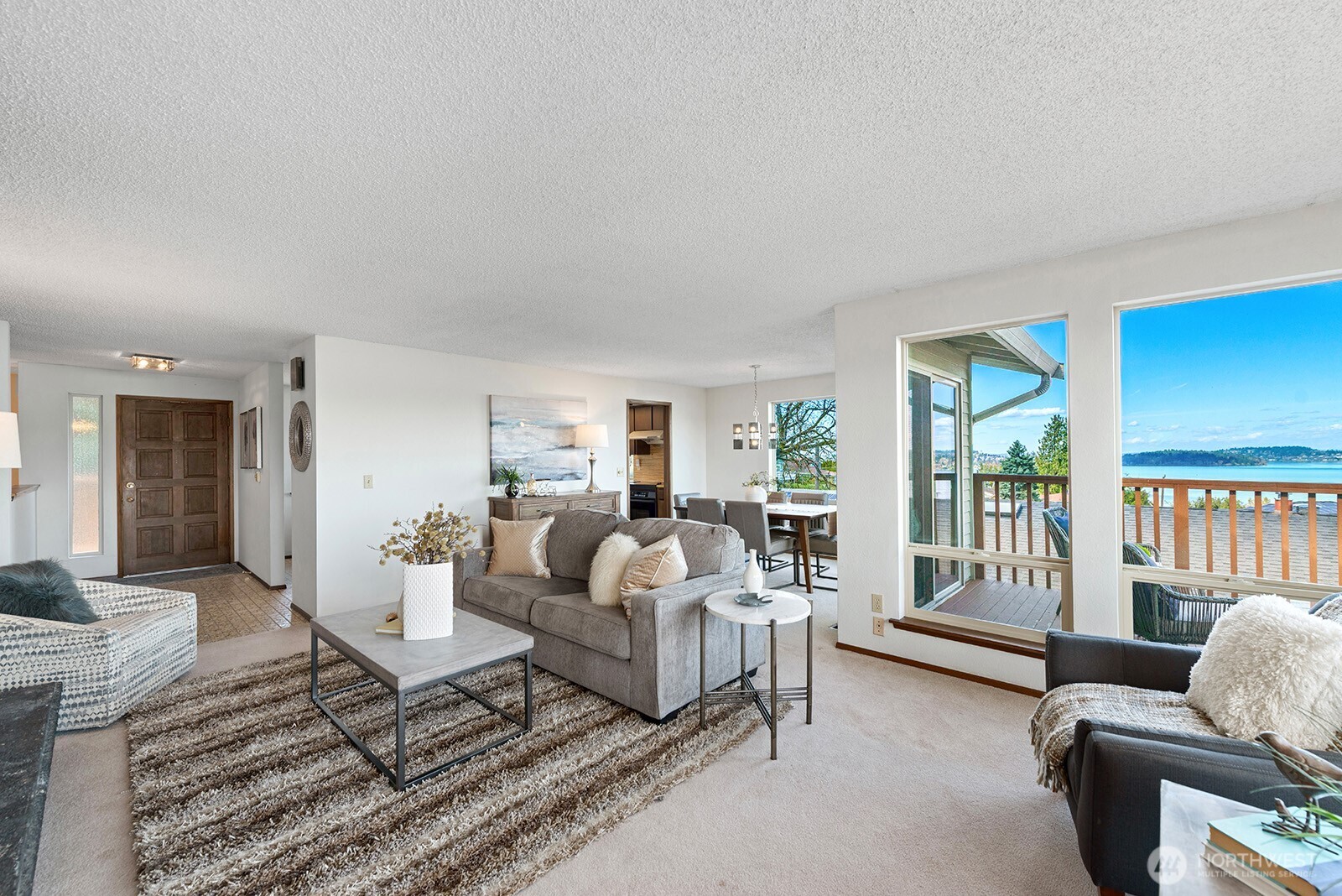 9928 64th Avenue S, Seattle, WA 98118