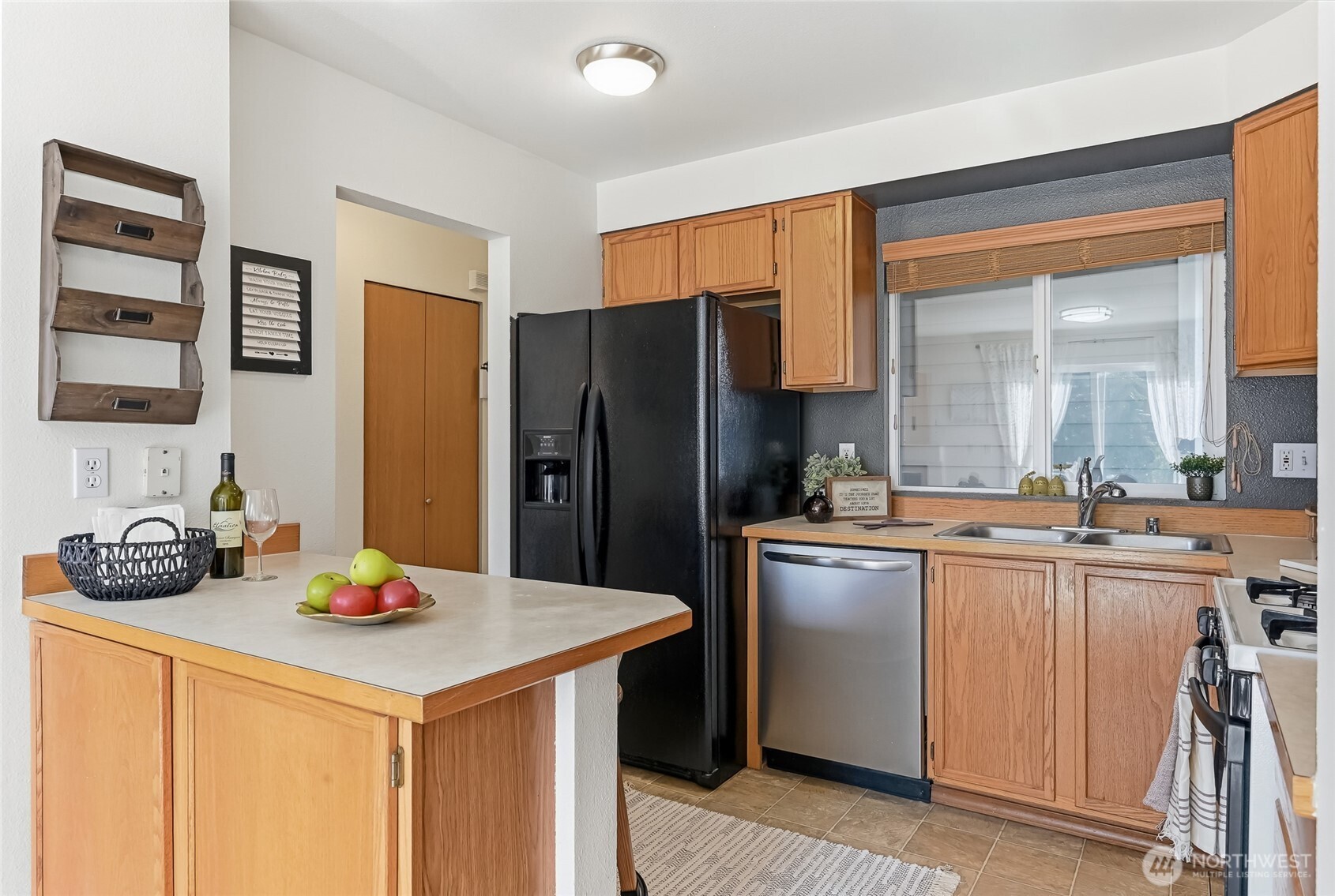 106 99th Avenue SE #A, Lake Stevens, WA 98258