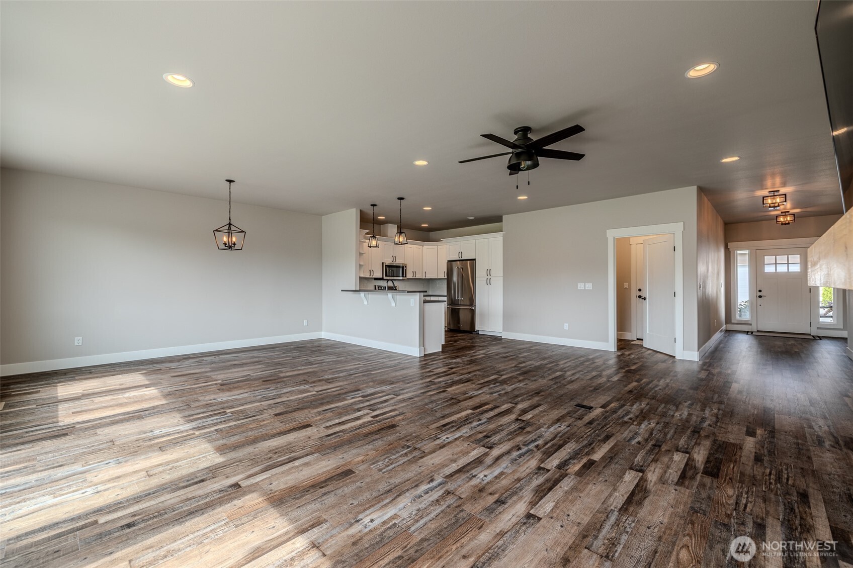 232 Solomon Loop NW, East Wenatchee, WA 98802