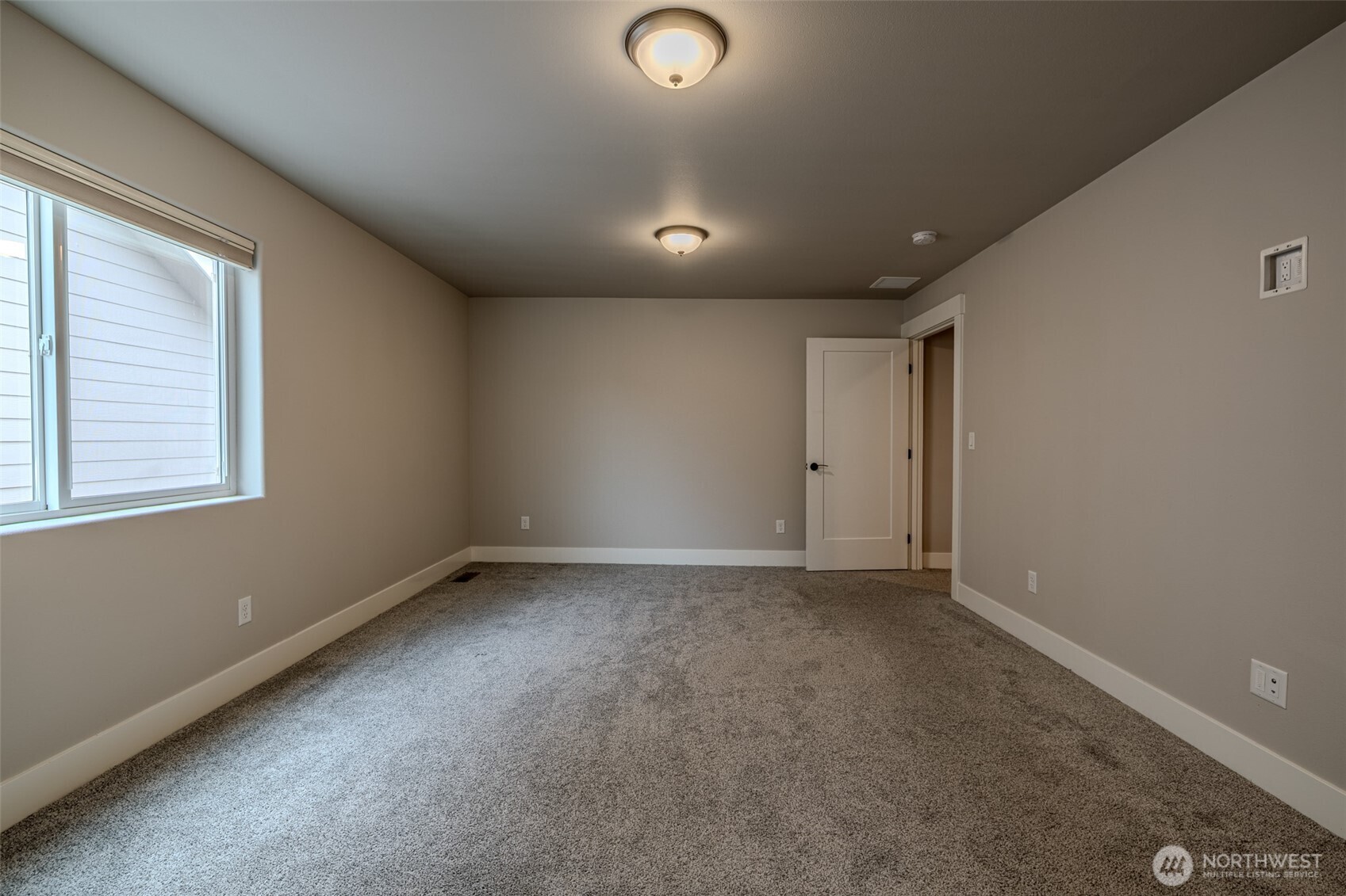 232 Solomon Loop NW, East Wenatchee, WA 98802