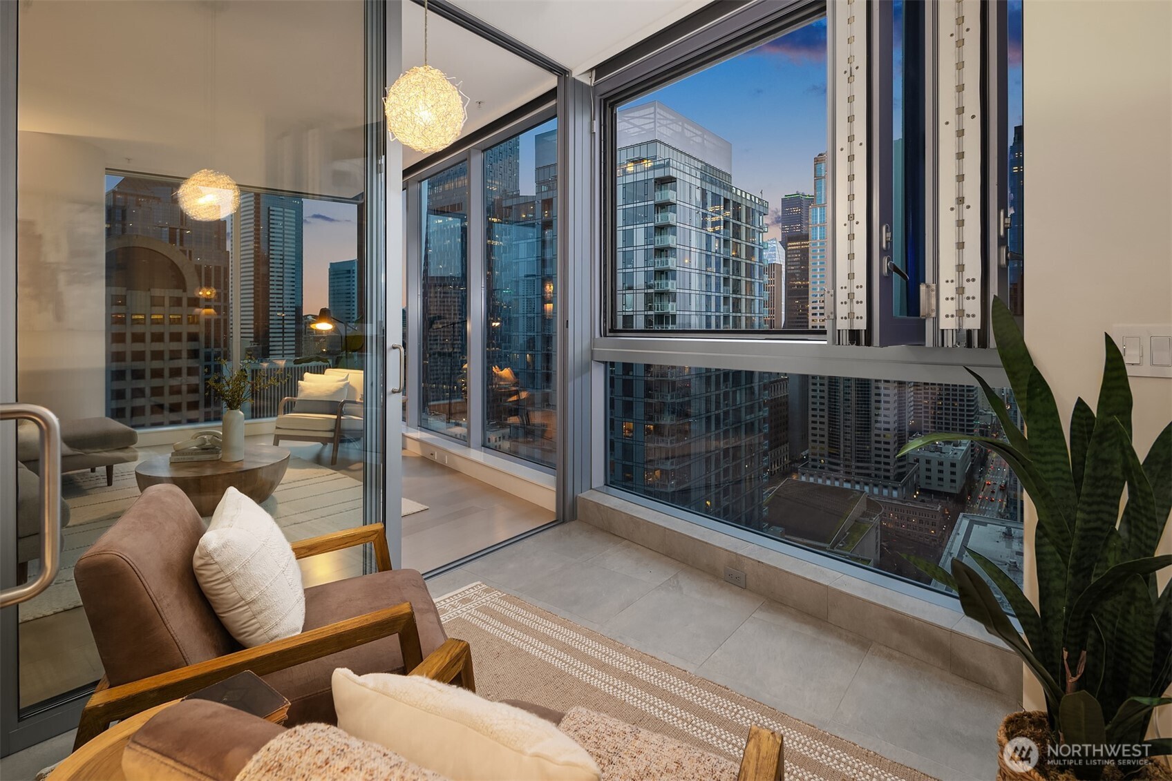 1521 2nd Avenue #3102, Seattle, WA 98101