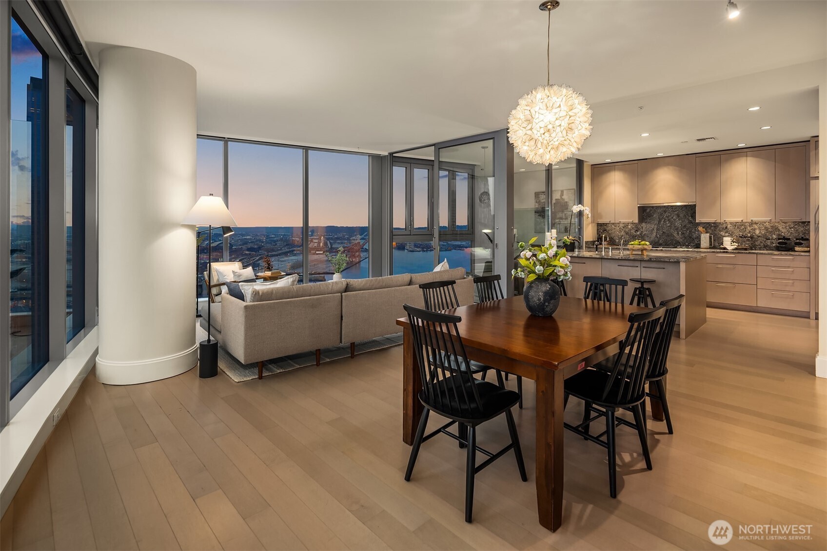 1521 2nd Avenue #3102, Seattle, WA 98101