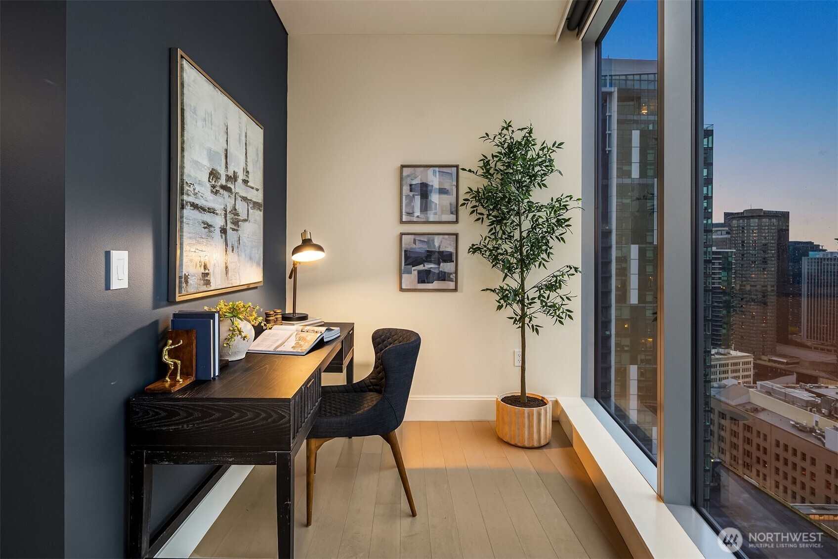 1521 2nd Avenue #3102, Seattle, WA 98101