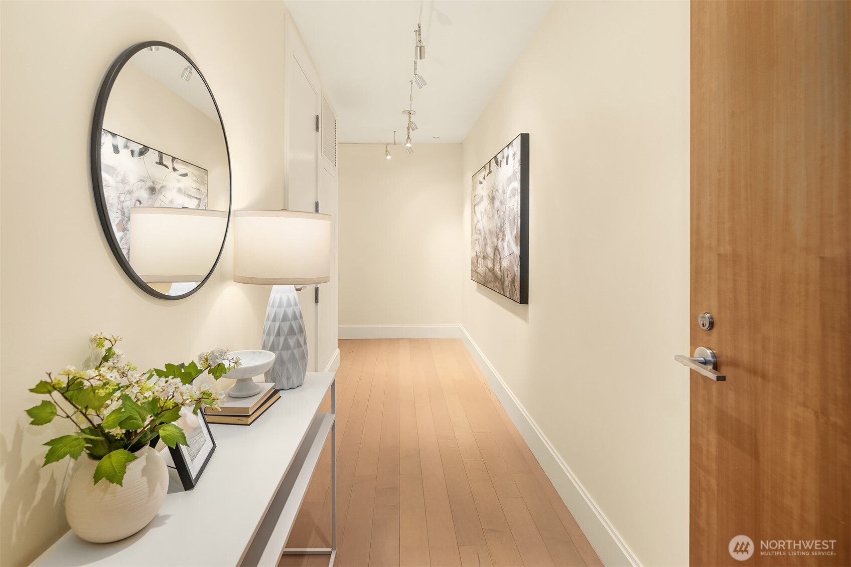 1521 2nd Avenue #3102, Seattle, WA 98101