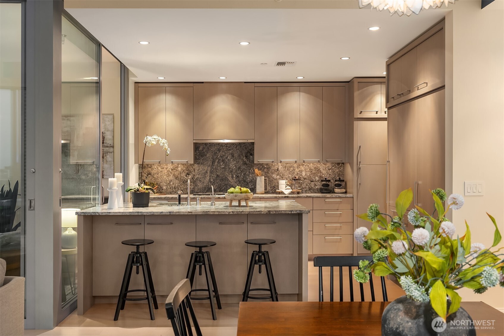 1521 2nd Avenue #3102, Seattle, WA 98101