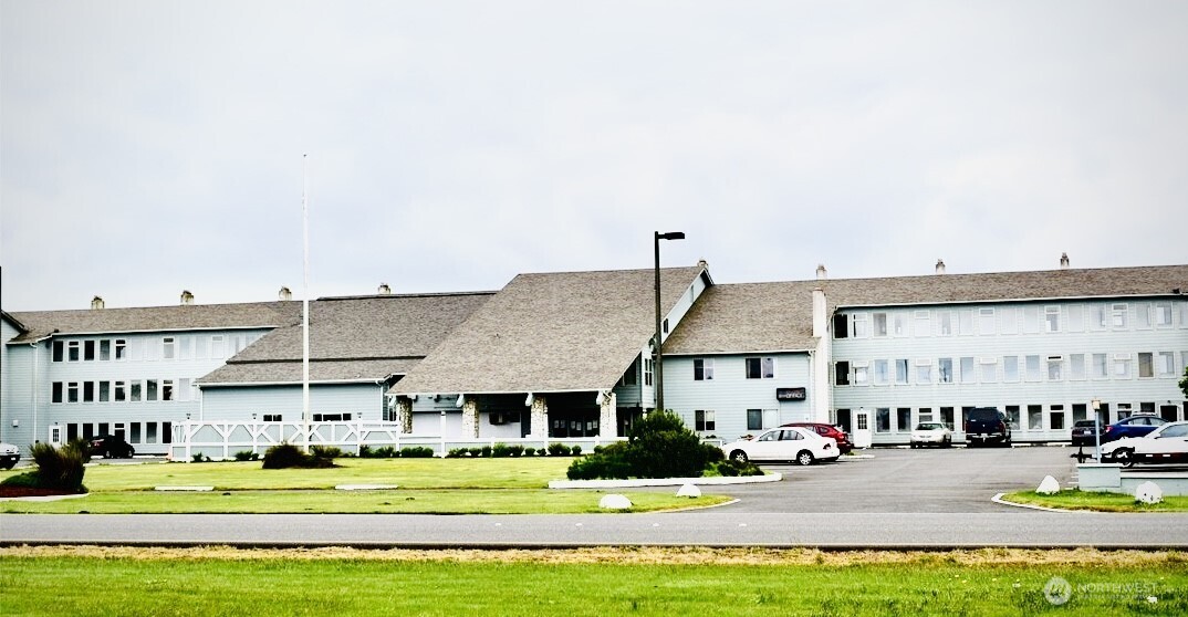 643 Ocean Shores Boulevard NW #103, Ocean Shores, WA 98569