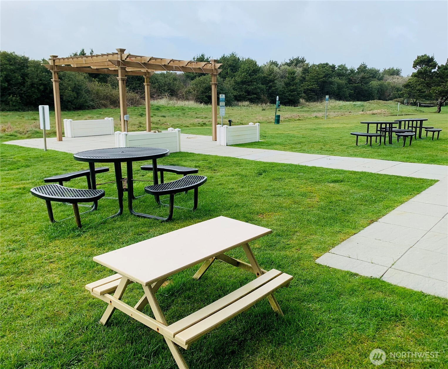 643 Ocean Shores Boulevard NW #103, Ocean Shores, WA 98569