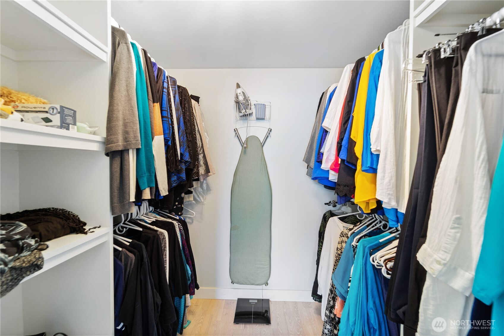 1120 8th Avenue #1203, Seattle, WA 98101