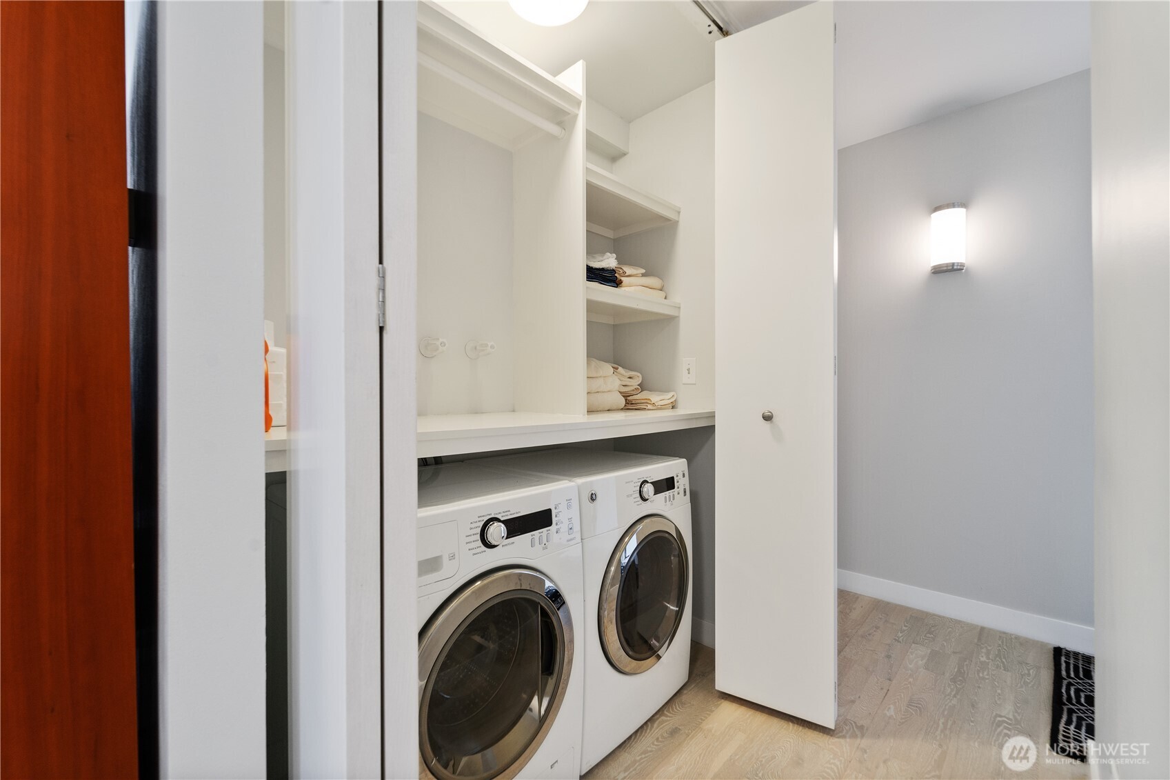 1120 8th Avenue #1203, Seattle, WA 98101