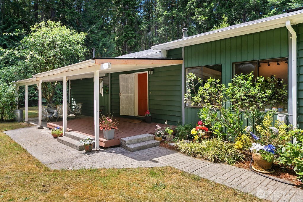 19328 Widme Street NE, Poulsbo, WA 98370