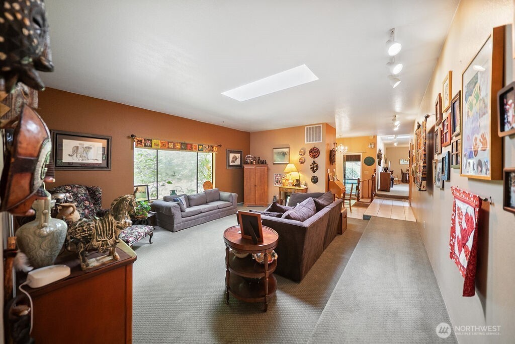 19328 Widme Street NE, Poulsbo, WA 98370