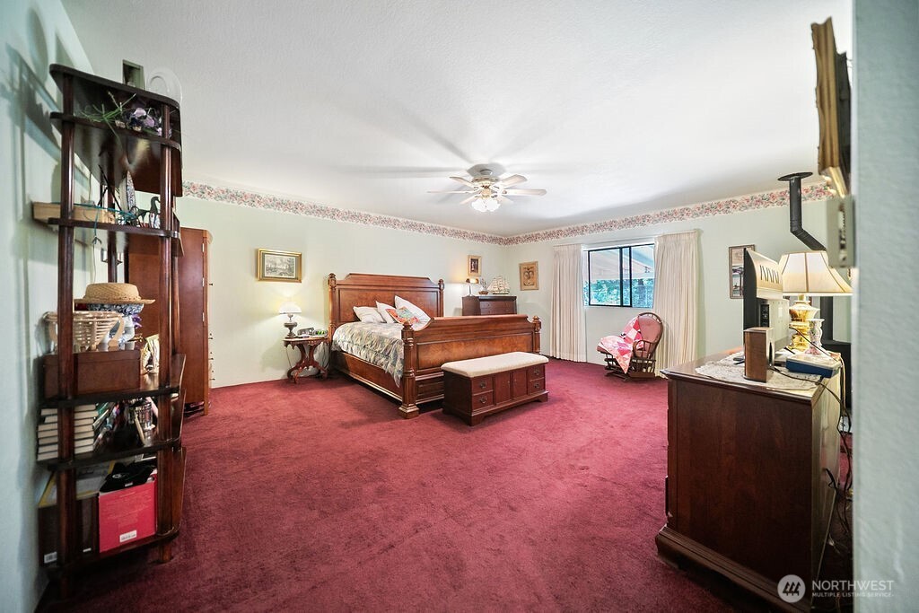 19328 Widme Street NE, Poulsbo, WA 98370