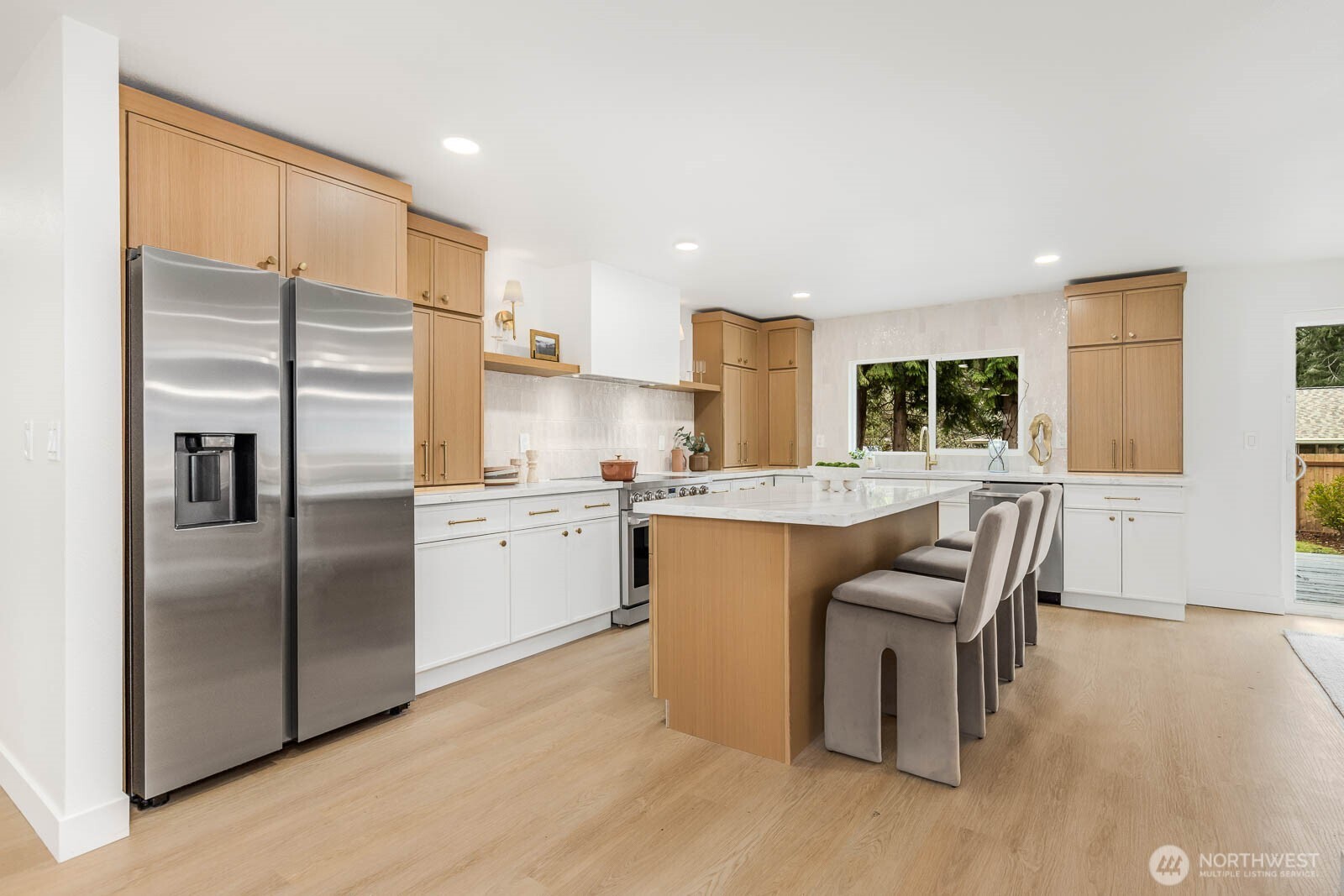 9802 Onyx Drive SW, Lakewood, WA 98498