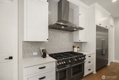 1555 158th Court SE, Bellevue, WA 98008 - Photo 13