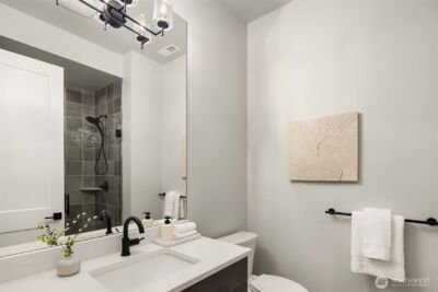 1555 158th Court SE, Bellevue, WA 98008 - Photo 17