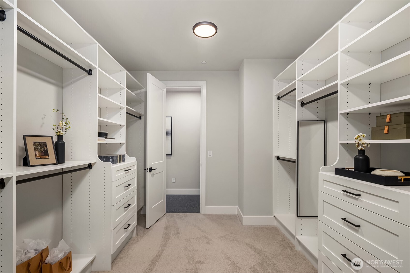 1555 158th Court SE, Bellevue, WA 98008