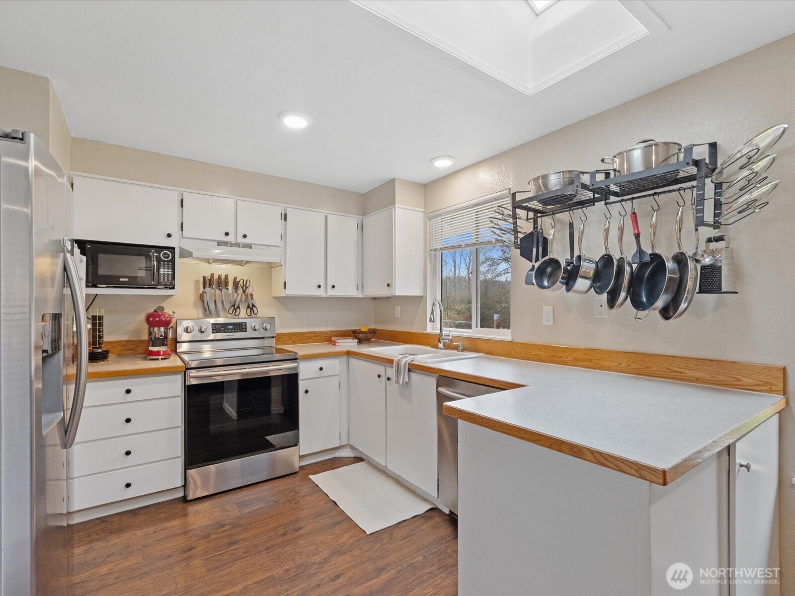 5827 145th Street NE, Marysville, WA 98271