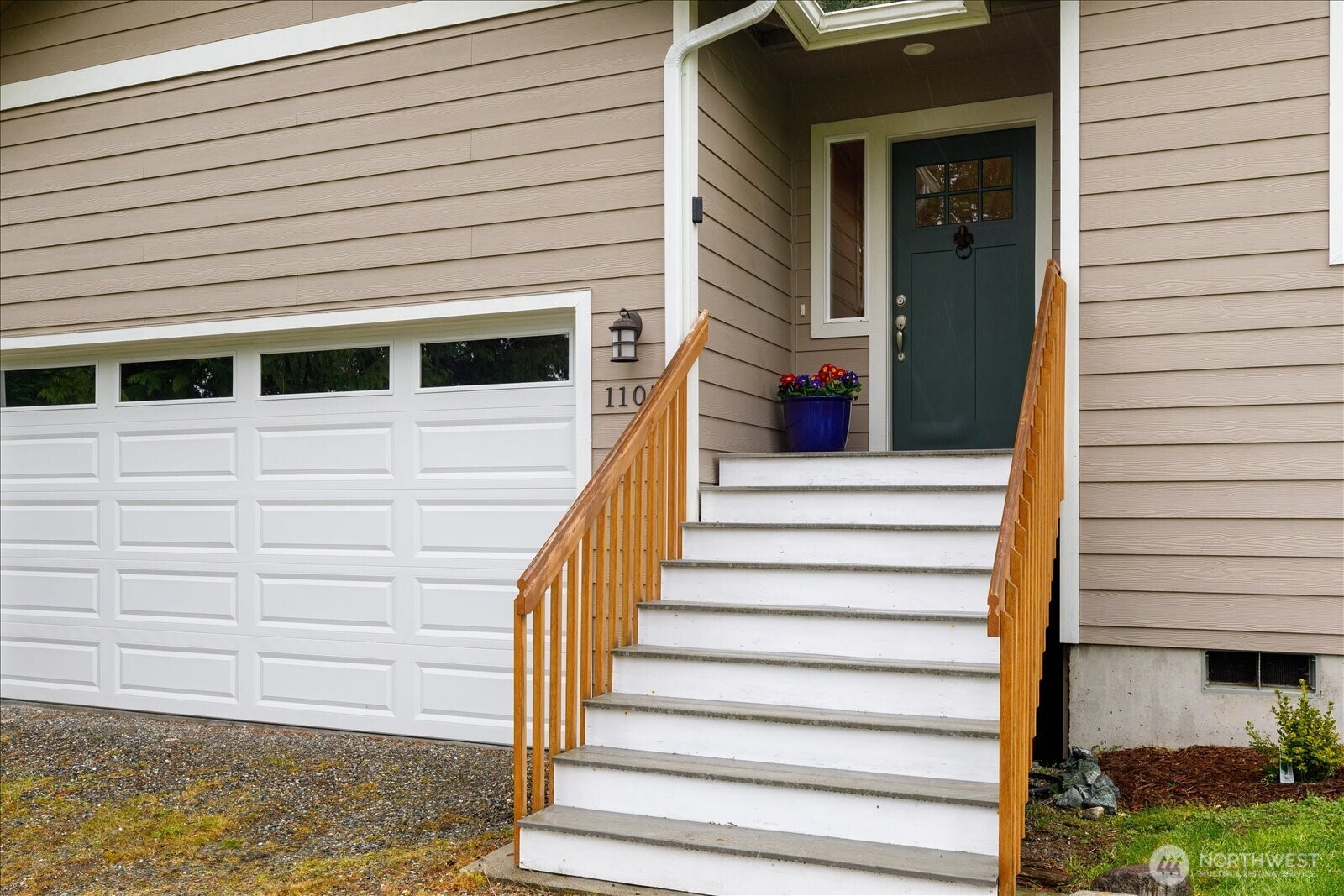 1105 Halsey Drive , Coupeville, WA 98239