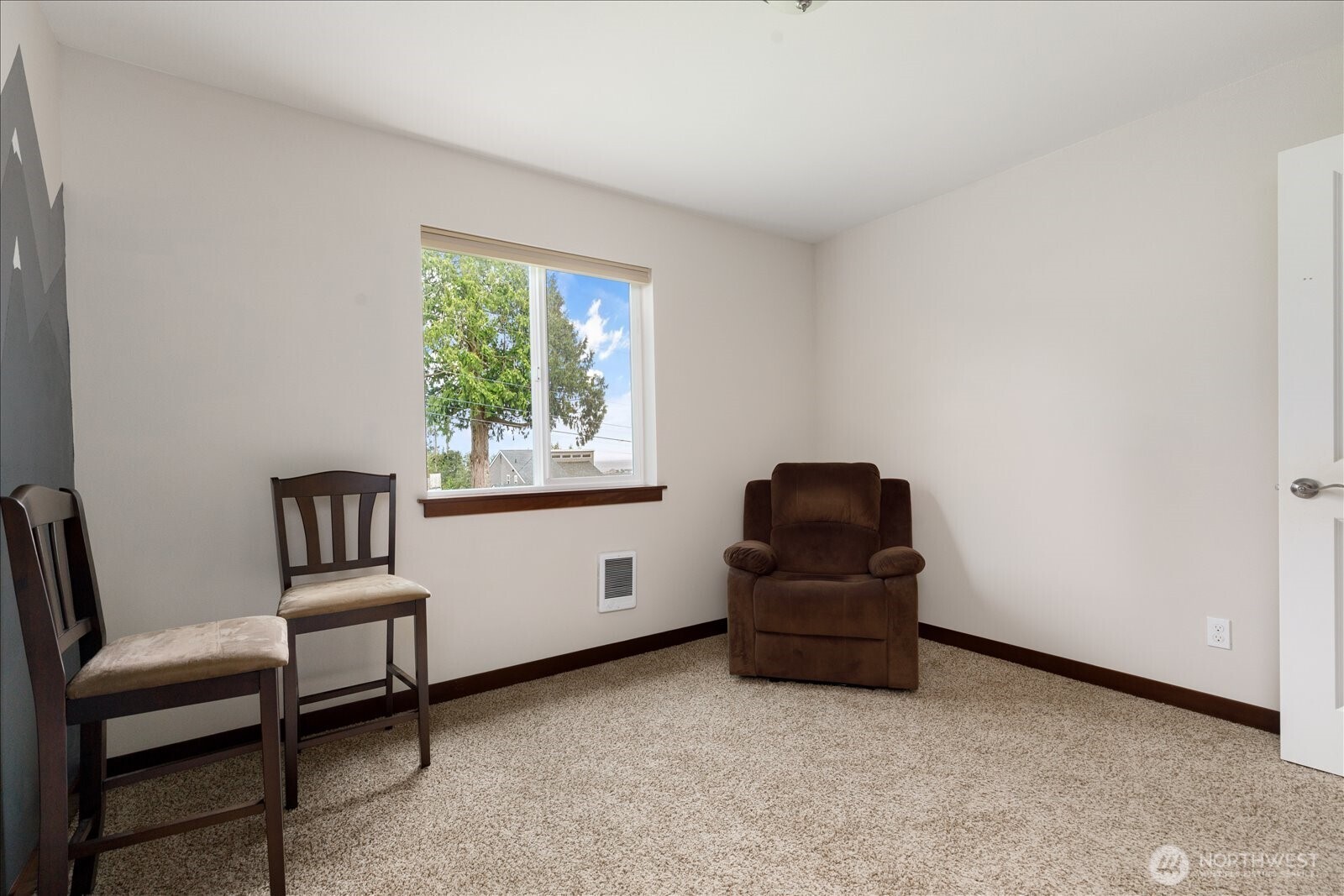 1105 Halsey Drive , Coupeville, WA 98239