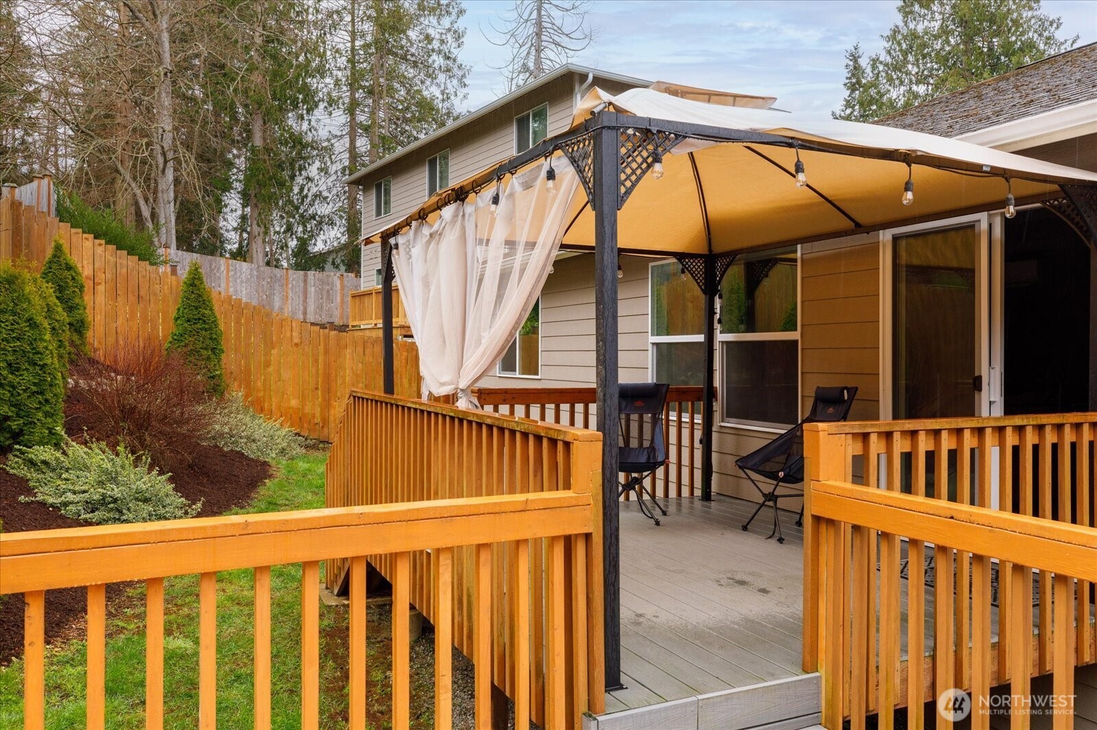 1105 Halsey Drive , Coupeville, WA 98239