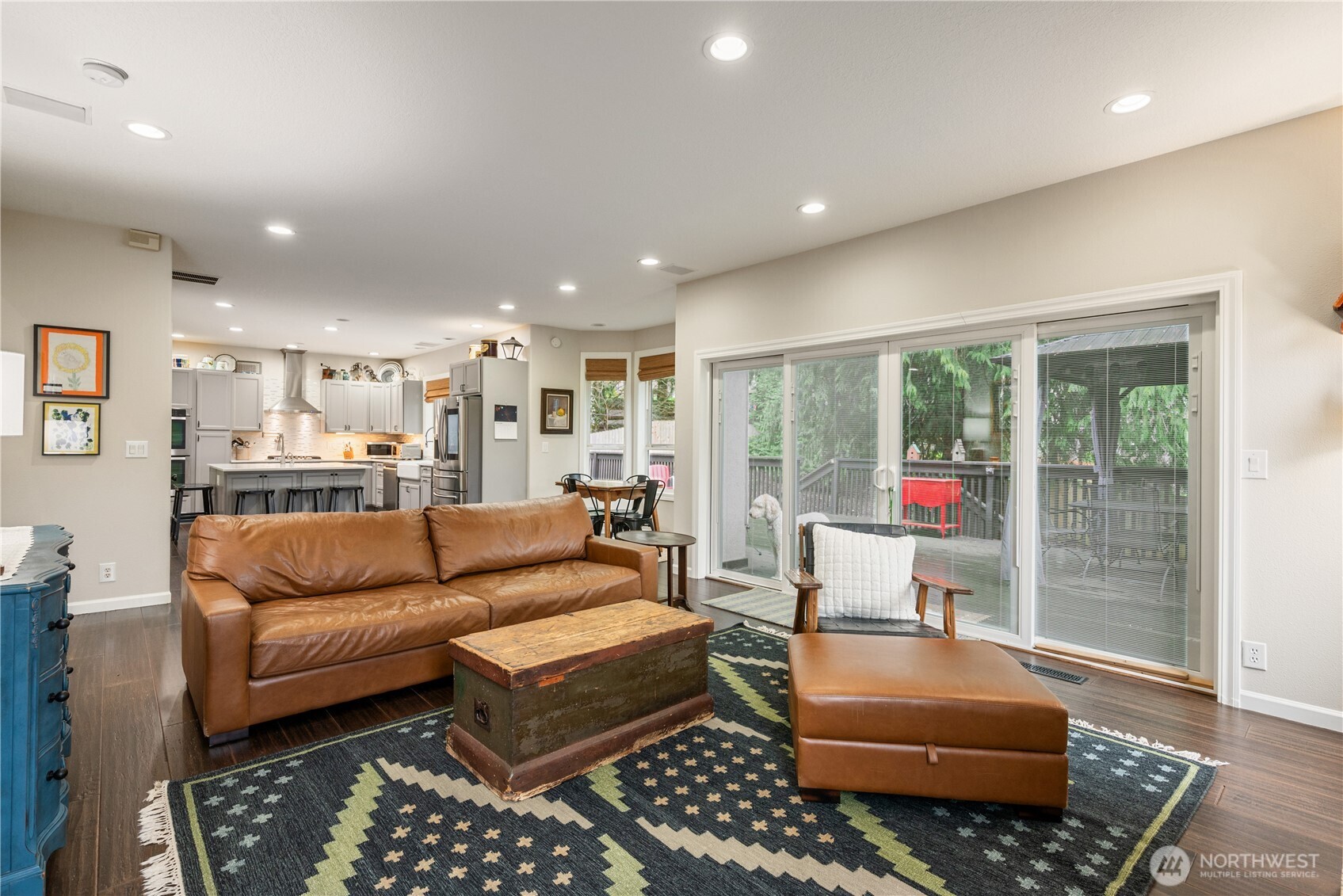 250 W St James Place , Longview, WA 98632