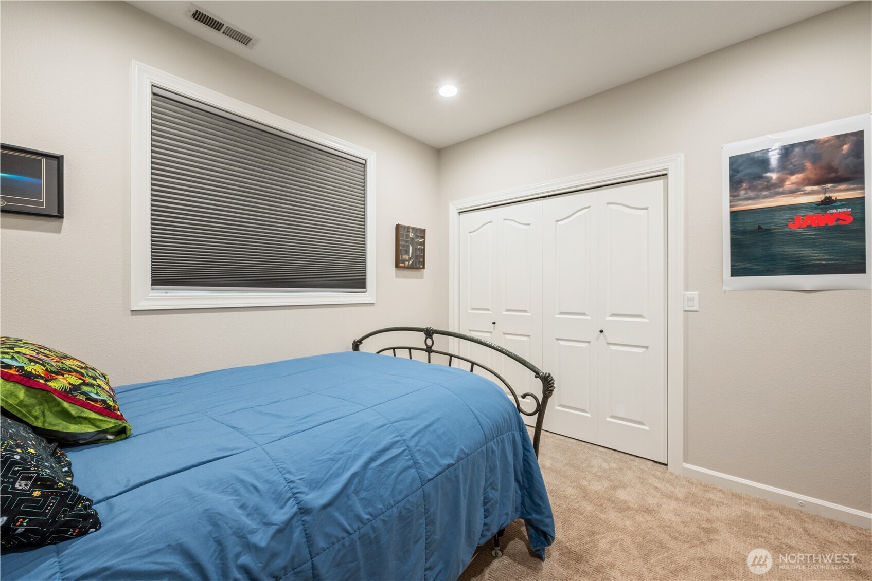 250 W St James Place , Longview, WA 98632