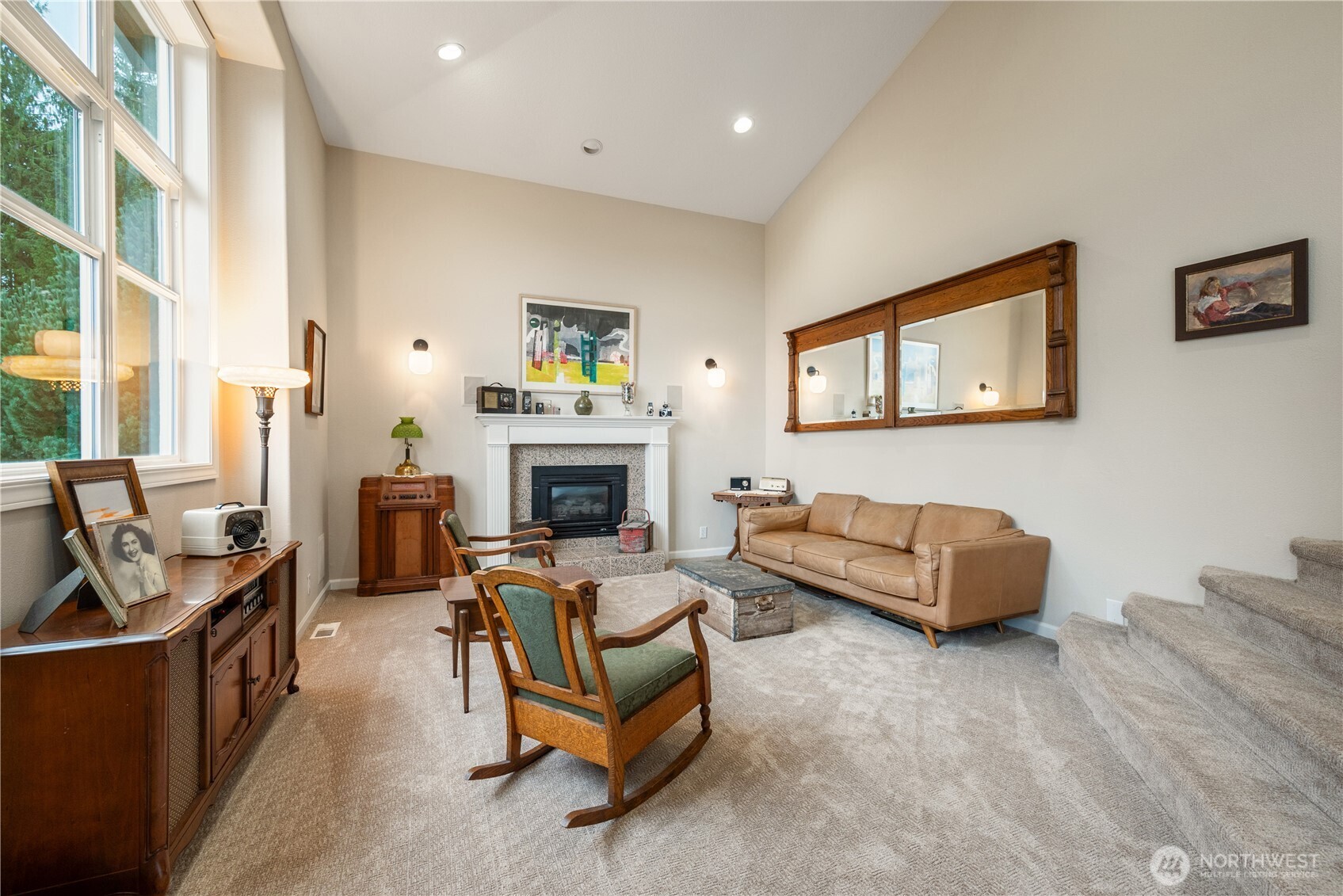 250 W St James Place , Longview, WA 98632