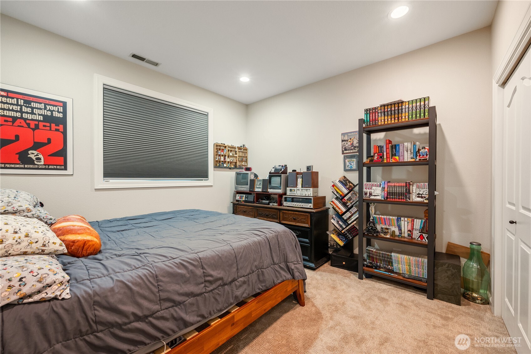 250 W St James Place , Longview, WA 98632