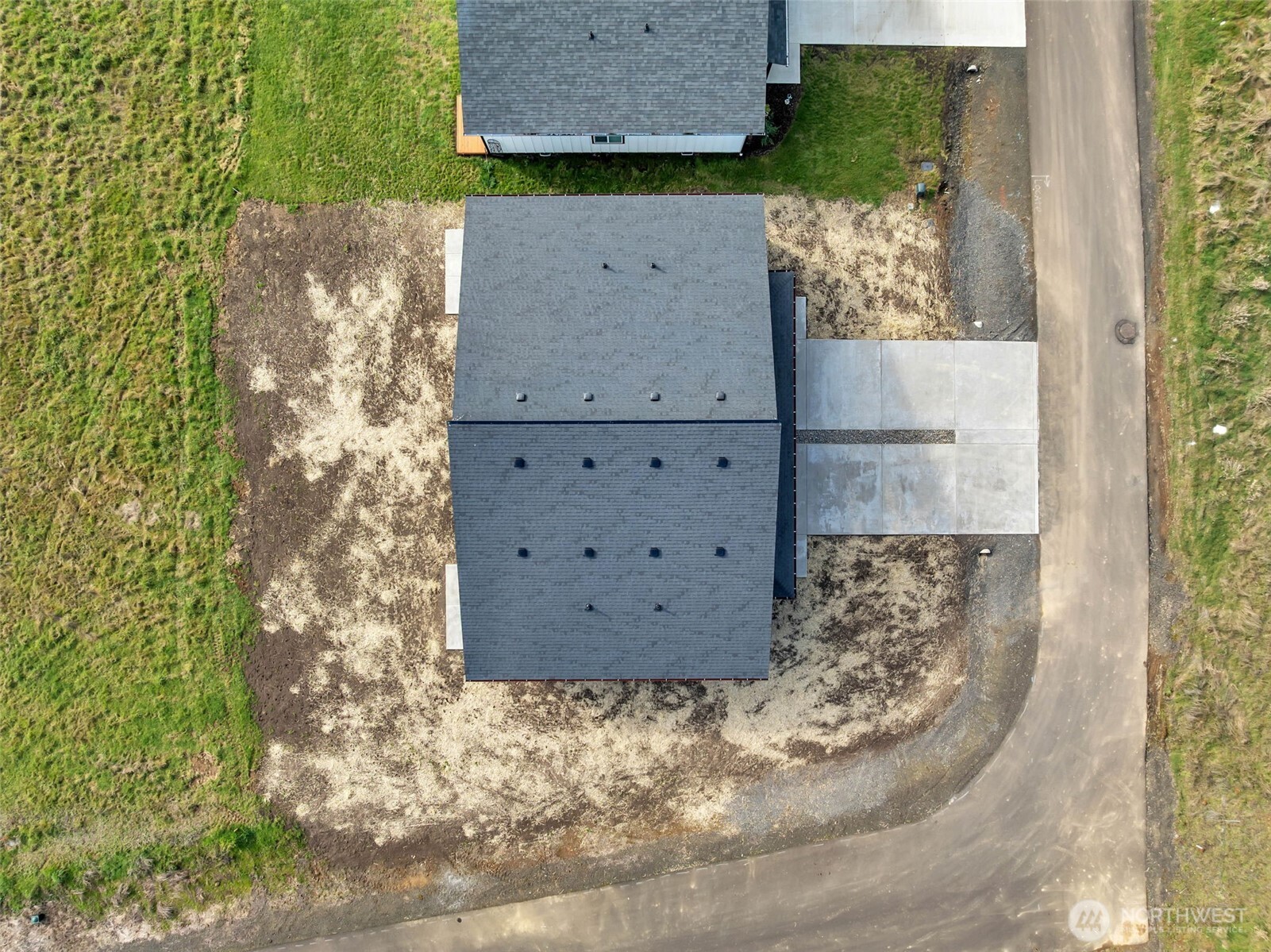 3 Anchor Way Loop #B, Cathlamet, WA 98612