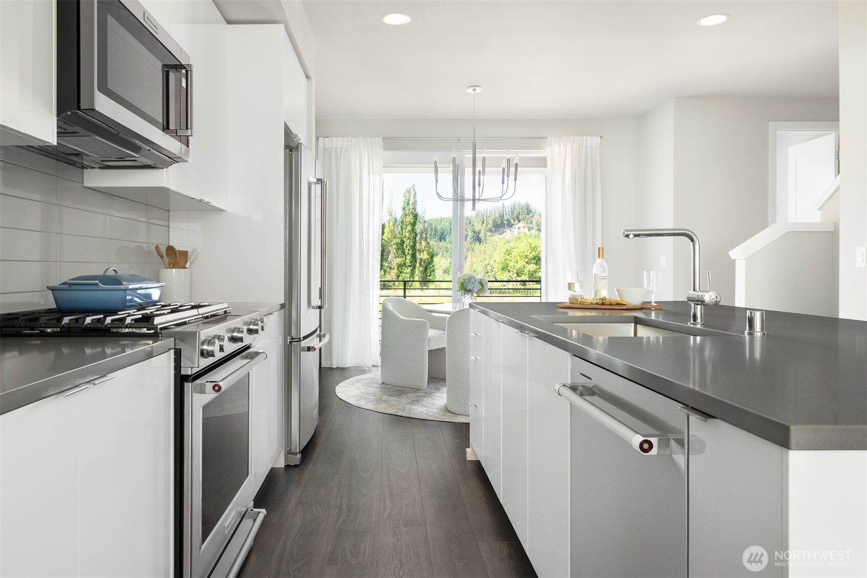 3915 198th Street SE #D2, Bothell, WA 98012