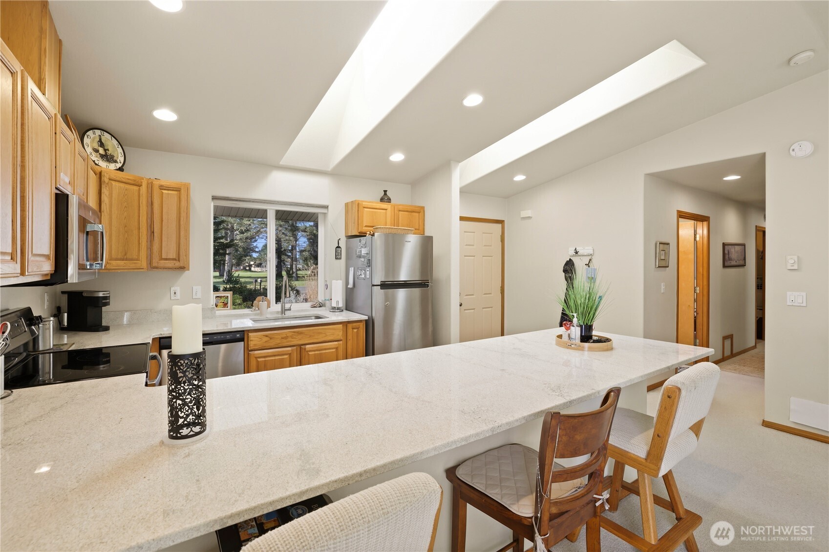 160 Dolphin Avenue NE, Ocean Shores, WA 98569