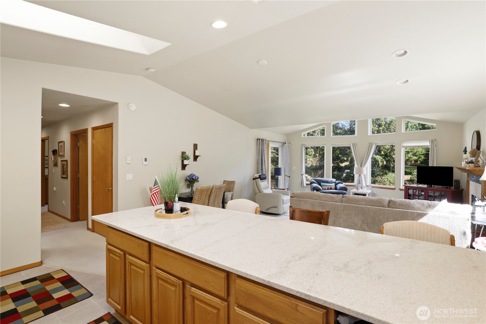 160 Dolphin Avenue NE, Ocean Shores, WA 98569