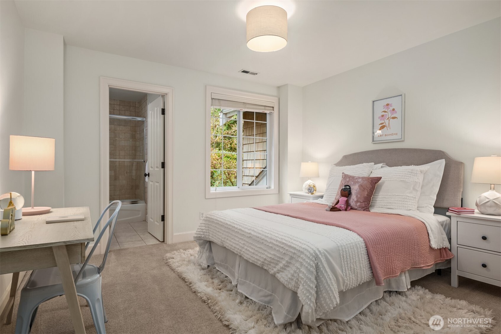 13609 NE 28th Street , Bellevue, WA 98005