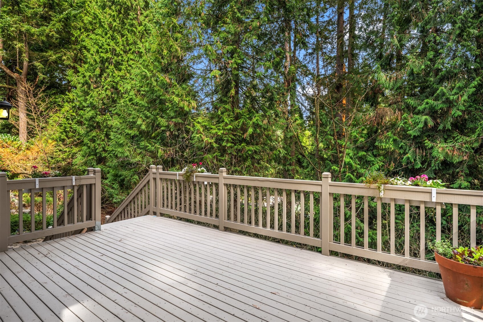 13609 NE 28th Street , Bellevue, WA 98005